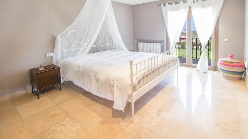 Finca in Son Gual - Bedroom1-2