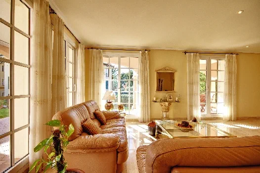 Garden Apartment in Mallorca - Living room
