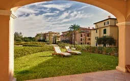 Garden Apartment in Mallorca - Garden area