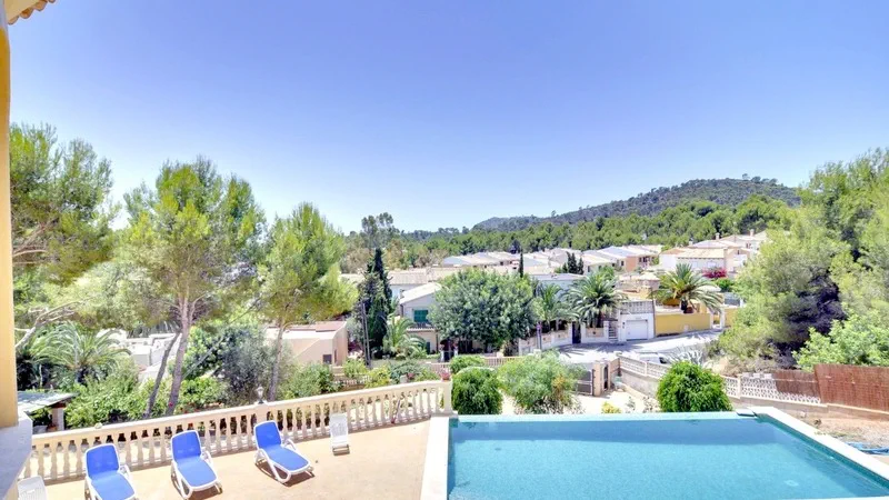 Detached Villa in Paguera - Mountain Views
