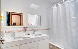 Detached Villa in Paguera - Bathroom