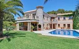 Villa in Sol de Mallorca - Villa with pool