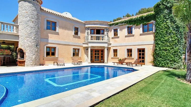 Villa in Sol de Mallorca - Sunny Swimmin Pool