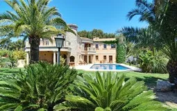 Villa in Sol de Mallorca - Large Garden