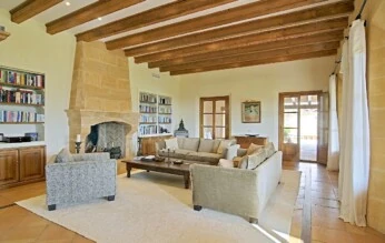 Villa in Camp de Mar - Living room with fireplace