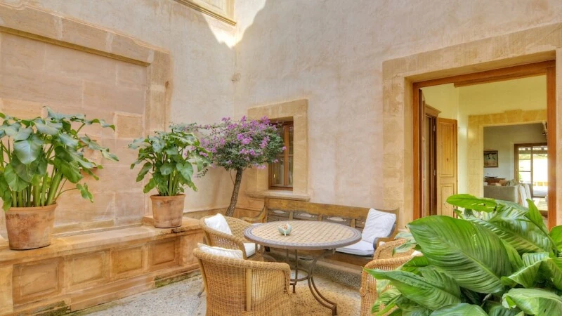 Villa in Camp de Mar - Patio