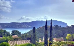 Villa in Camp de Mar - Sea Views