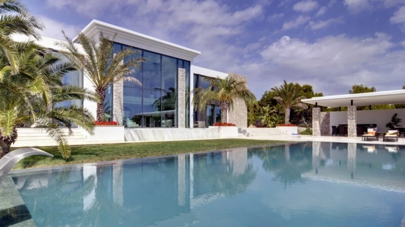 Villa in Nova Santa Ponsa - Modern glass villa