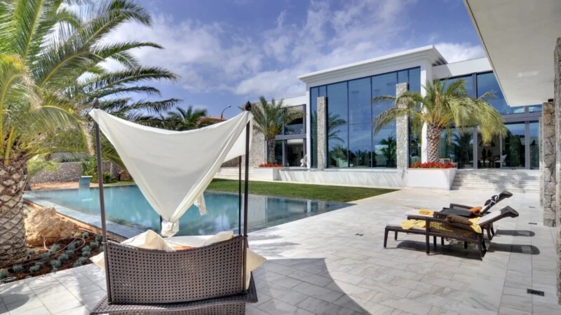 Villa in Nova Santa Ponsa - Large sunny terrace and pool