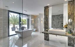 Villa in Nova Santa Ponsa - Bathroom