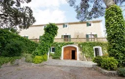 Finca in Manacor - Stone manor house for sale in Mallorca