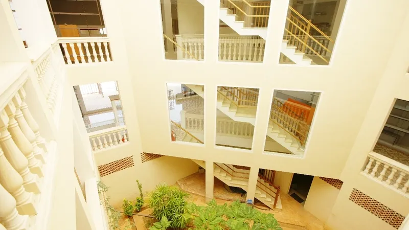 Commercial Building in Son Ferrer - Interior patio