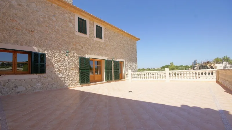 Finca in Lloret de Vistalegre - Terrace uncovered