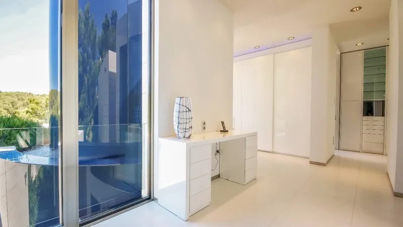 Villa in Sol de Mallorca - Master suite upstairs 2