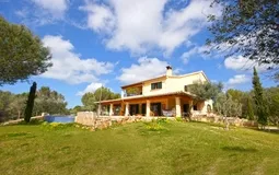 Villa in Colònia de Sant Jordi - Beautiful Garden
