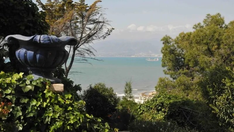 Mansion in Costa del Silencio, Costa Sol - 15