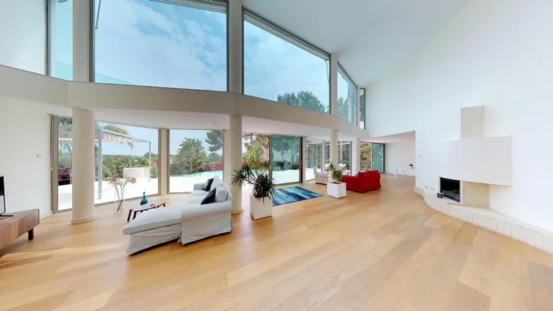 Villa in Sol de Mallorca - Spacious living with fireplace