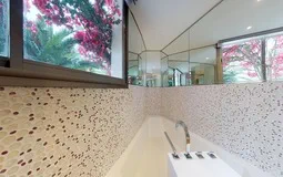Villa in Sol de Mallorca - Bathtub