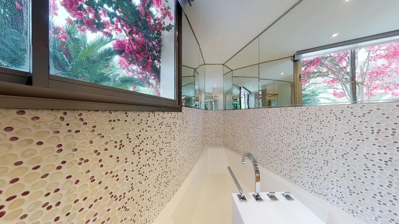 Villa in Sol de Mallorca - Bathtub