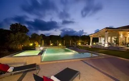 Finca in Pollença - Villa by night