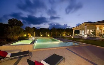 Finca in Pollença - Villa by night