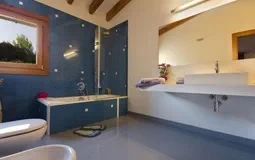 Finca in Pollença - Bathroom