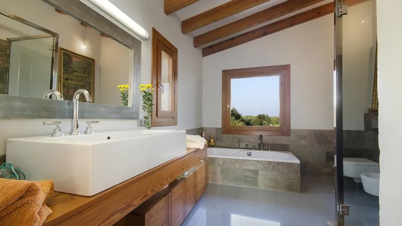 Finca in Pollença - Master Bathroom