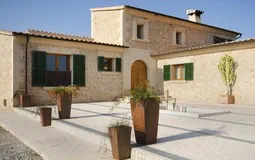 Finca in Pollença - Stunning stone finca
