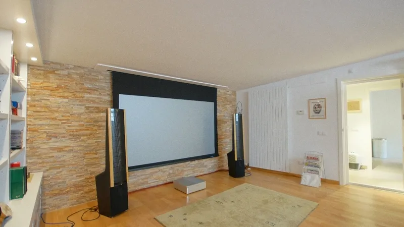 Townhouse in Santa Maria del Camí - Cine Room