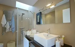 Townhouse in Santa Maria del Camí - Bathroom