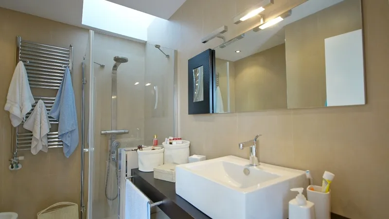 Townhouse in Santa Maria del Camí - Bathroom