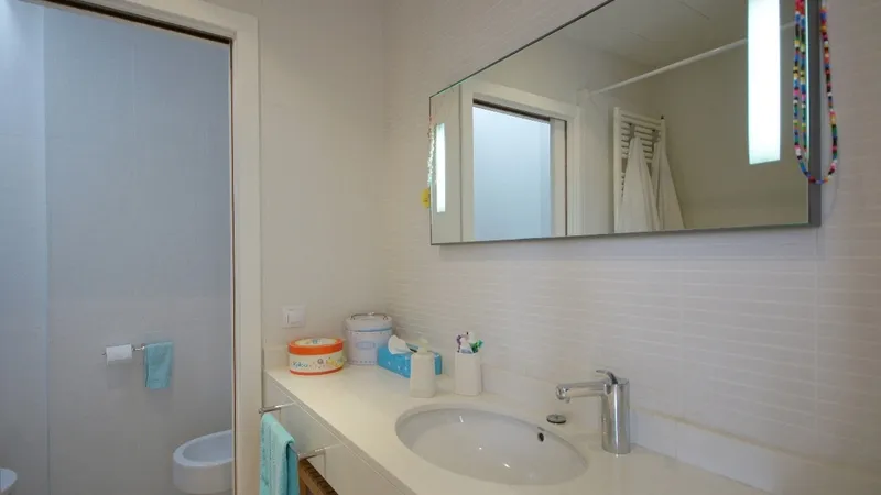Townhouse in Santa Maria del Camí - Bathroom