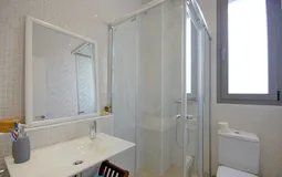 Townhouse in Santa Maria del Camí - Bathroom