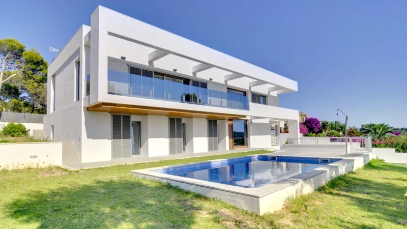 Detached Villa in Cala Vinyes - Beautiful Modern Villa near Adriano