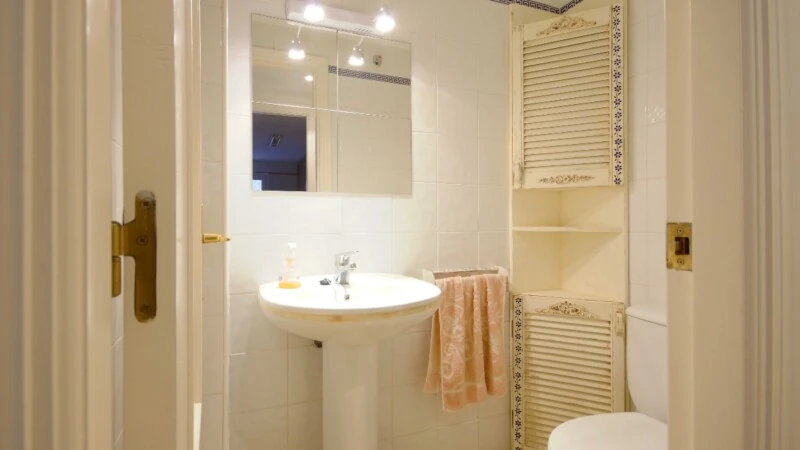 Garden Apartment in Port Adriano - New Bathroom1