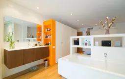 Townhouse in Palma de Mallorca - Bathroom