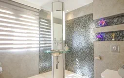 Detached Villa in Costa D´en Blanes - Bathroom