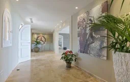 Detached Villa in Costa D´en Blanes - Entrance corridor