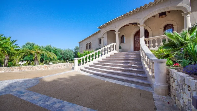 Detached Villa in Costa D´en Blanes - Entrance stairway