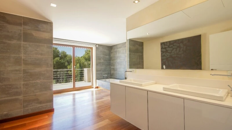Villa in Son Vida - Master bathroom