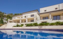 Villa in Son Vida - Building view