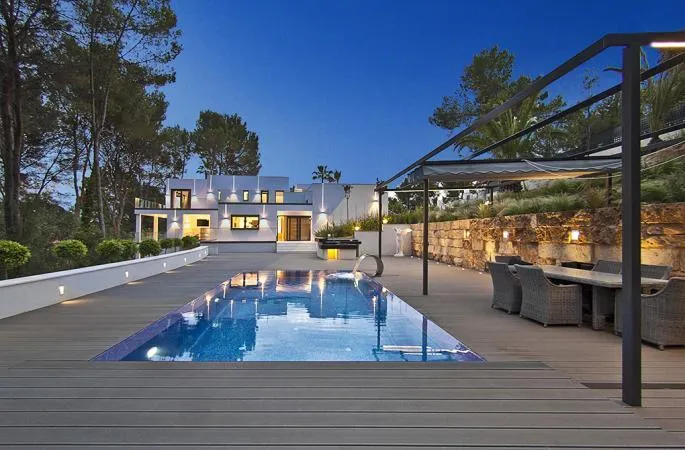 Villa in Son Vida - External
