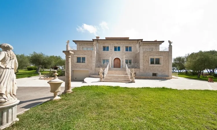 Finca in Muro - Mansion for sale