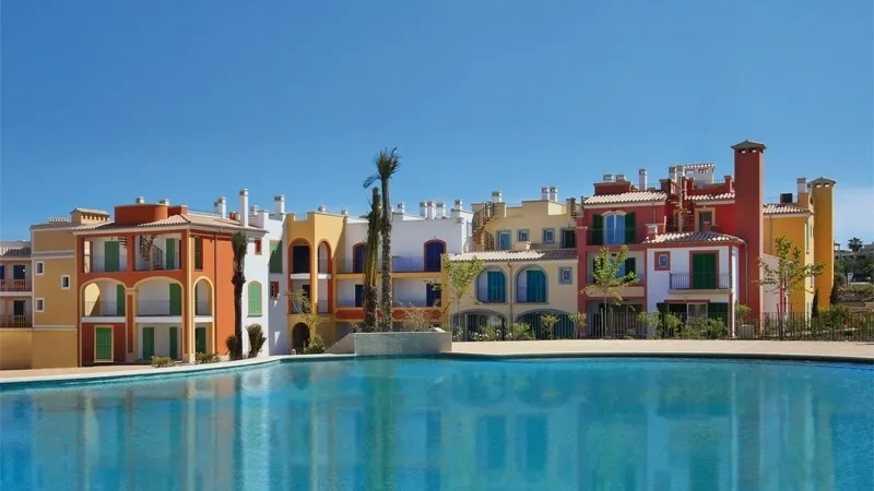 Commercial in Porto Colom - Community with pool