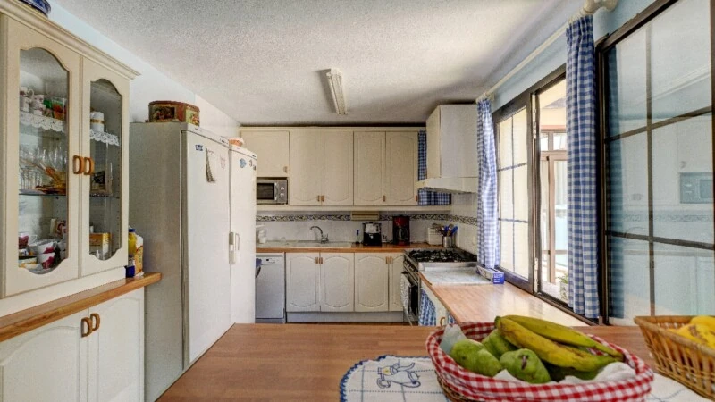 Villa in Santa Ponsa - Kitchen area