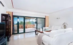 Penthouse in Bendinat - Bright living area