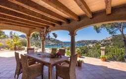 Villa in Puerto Andratx - covered terrace and dining