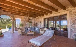 Villa in Puerto Andratx - covered terrace lounge