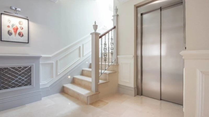 Villa in La Mola - Elevator Hall