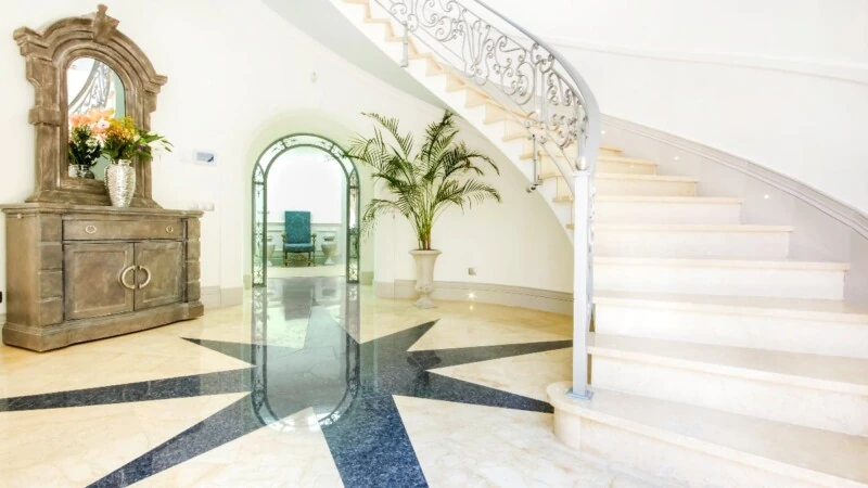 Villa in La Mola - Entrance Hall